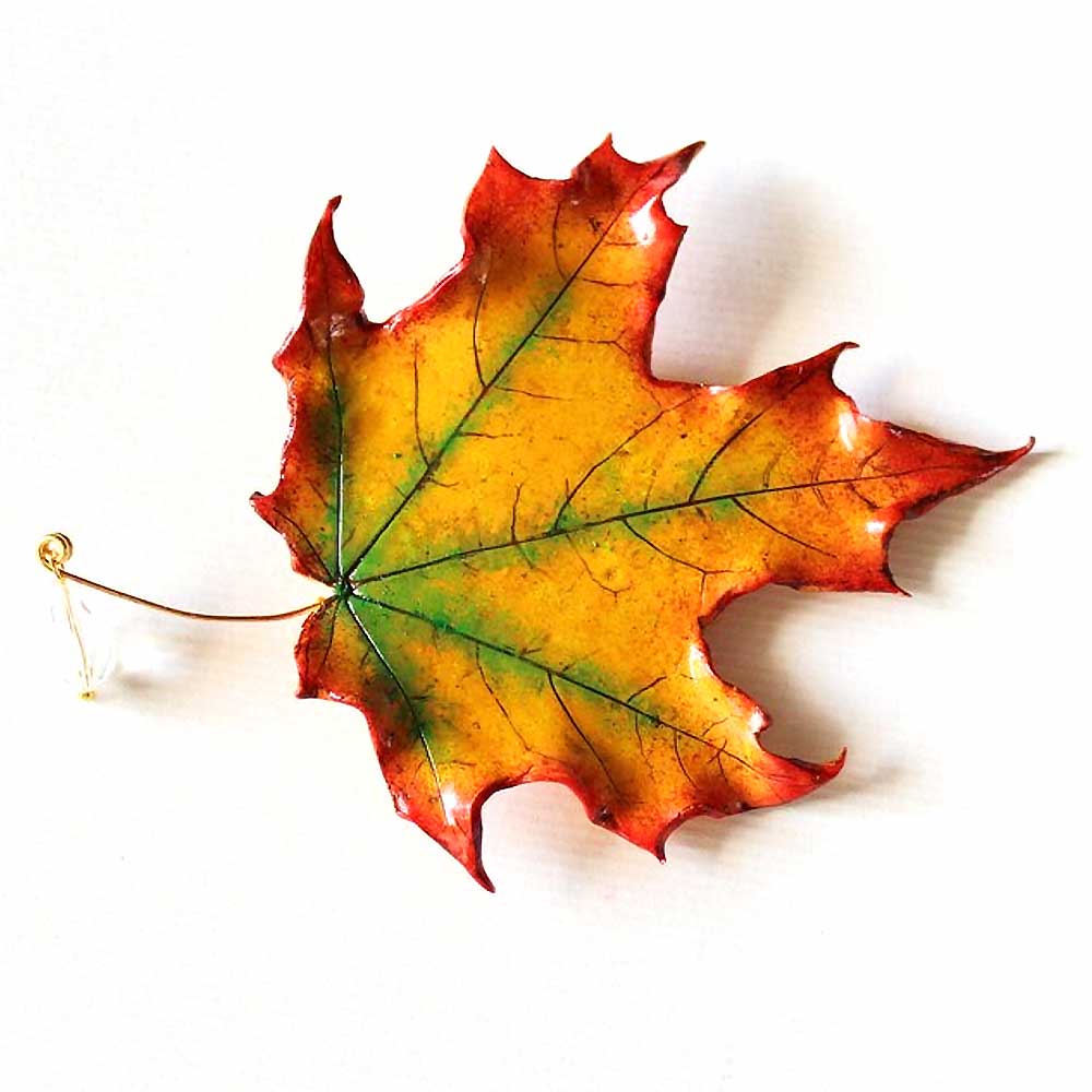 Autumn Sonnet : Maple Leaf Brooch Polymer Clay.