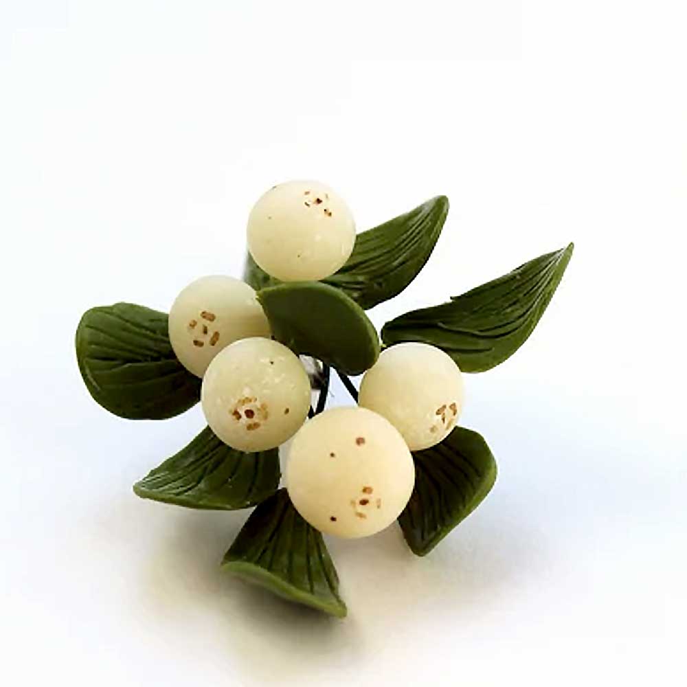 Winter Flirt: Mistletoe Pin Polymer Clay.