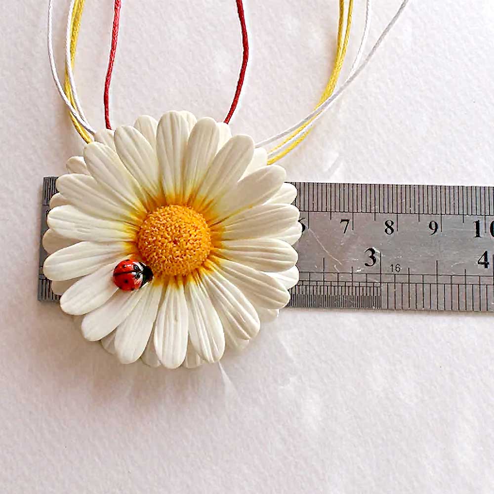 Nature's Duet: Daisy Pendant & Brooch Polymer Clay.