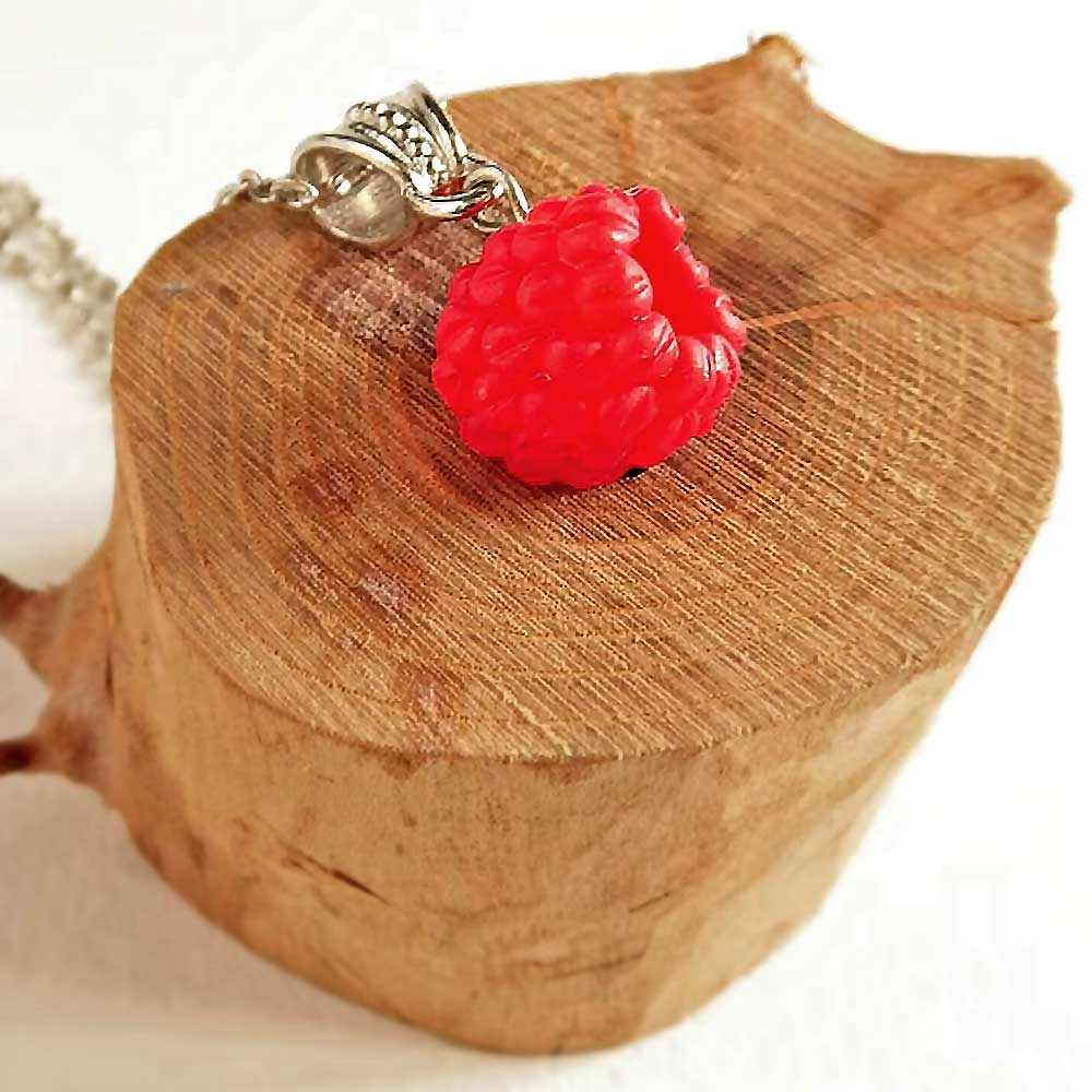 Yummy Berry: Raspberry Pendant Polymer Clay.