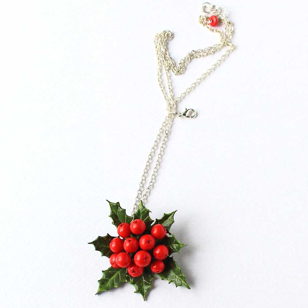 Winter's Embrace: Holly Berry Brooch & Pendant Polymer Clay.