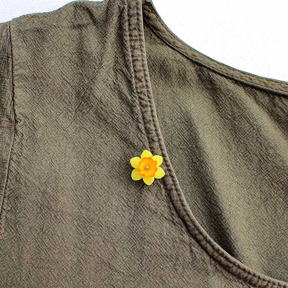 Spring's Promises: Daffodil Pin Polymer Clay.