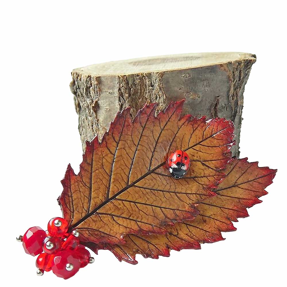 Autumn Duo: Leaf & Ladybug Brooch Polymer Clay.