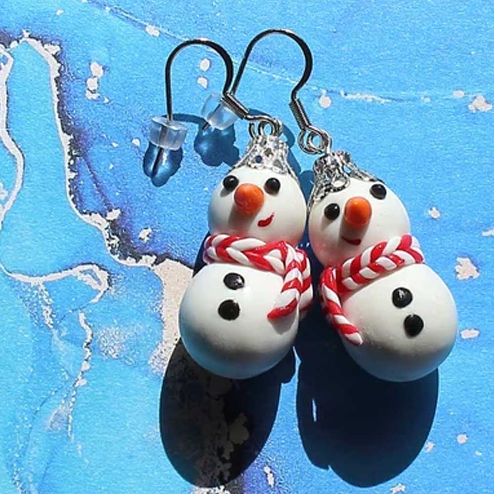 Winter Buddies: Snowman Earrings Polymer Clay.