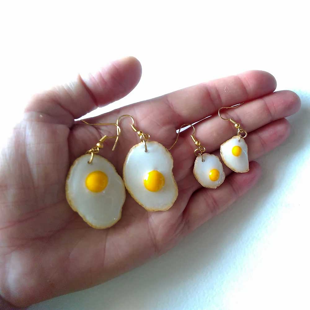 Playful Goodies: Fried Eggs Earrings Polymer Clay.