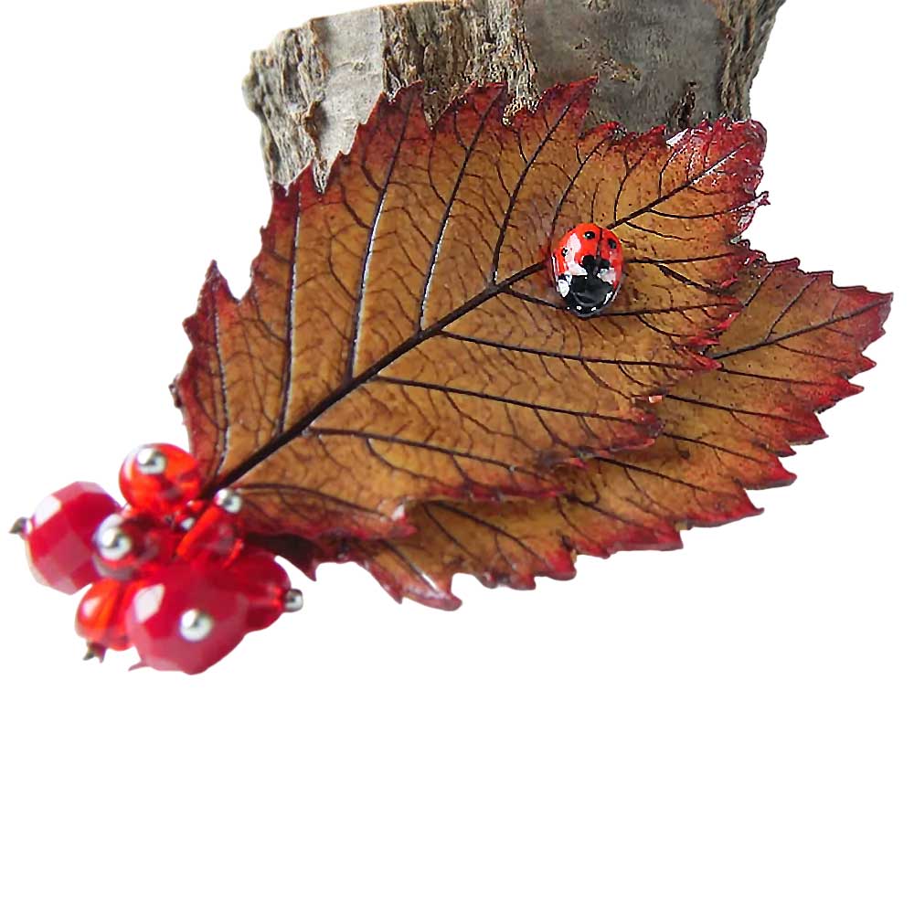 Autumn Duo: Leaf & Ladybug Brooch Polymer Clay.