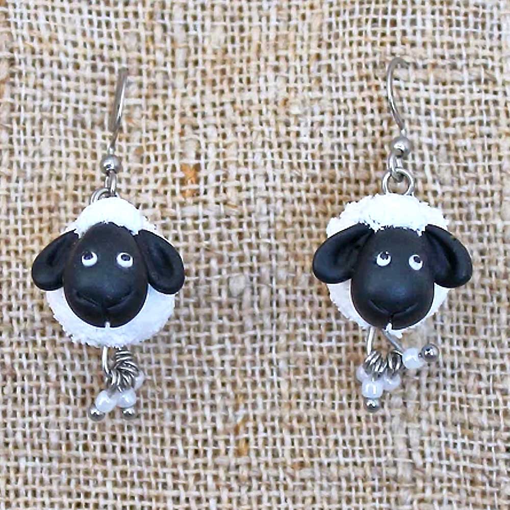 Curly Fashionistas: Sheep Earrings Polymer Clay.