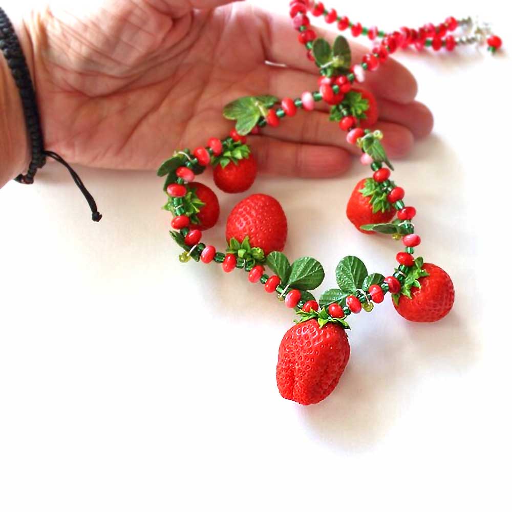 Sweet Mystery: Strawberry Necklace Polymer Clay.