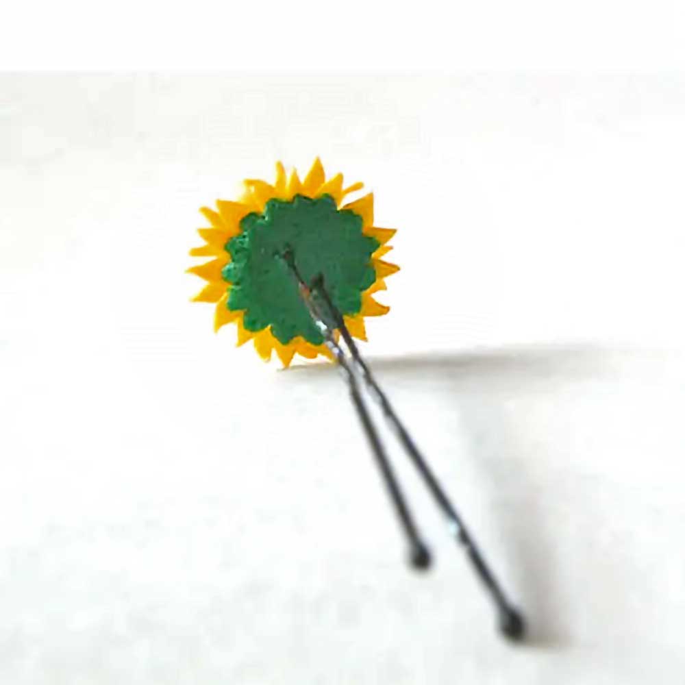 Tiny Sun : Sunflower Hairpin Polymer Clay.