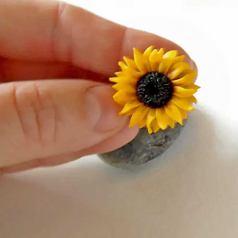 Tiny Sun : Sunflower Hairpin Polymer Clay.