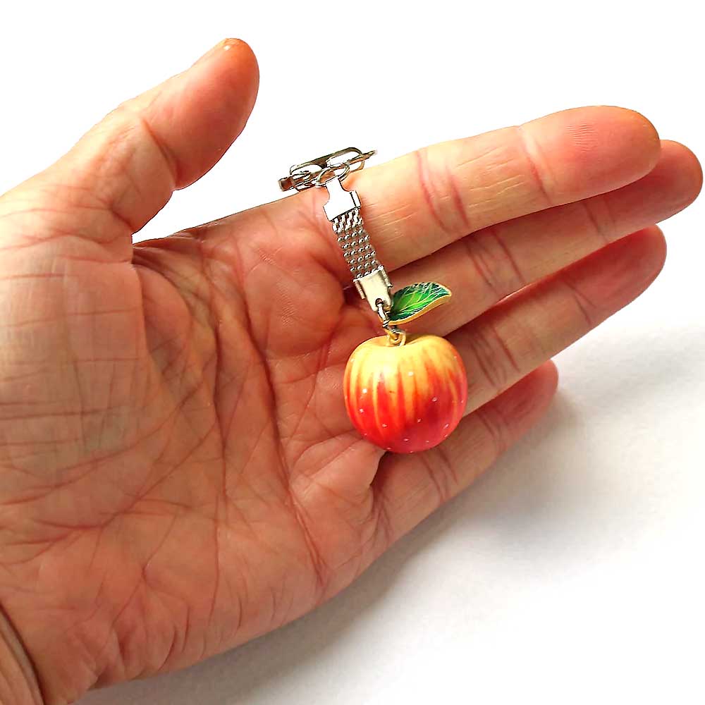 Juicy Seduction: Apple Keychain Polymer Clay.