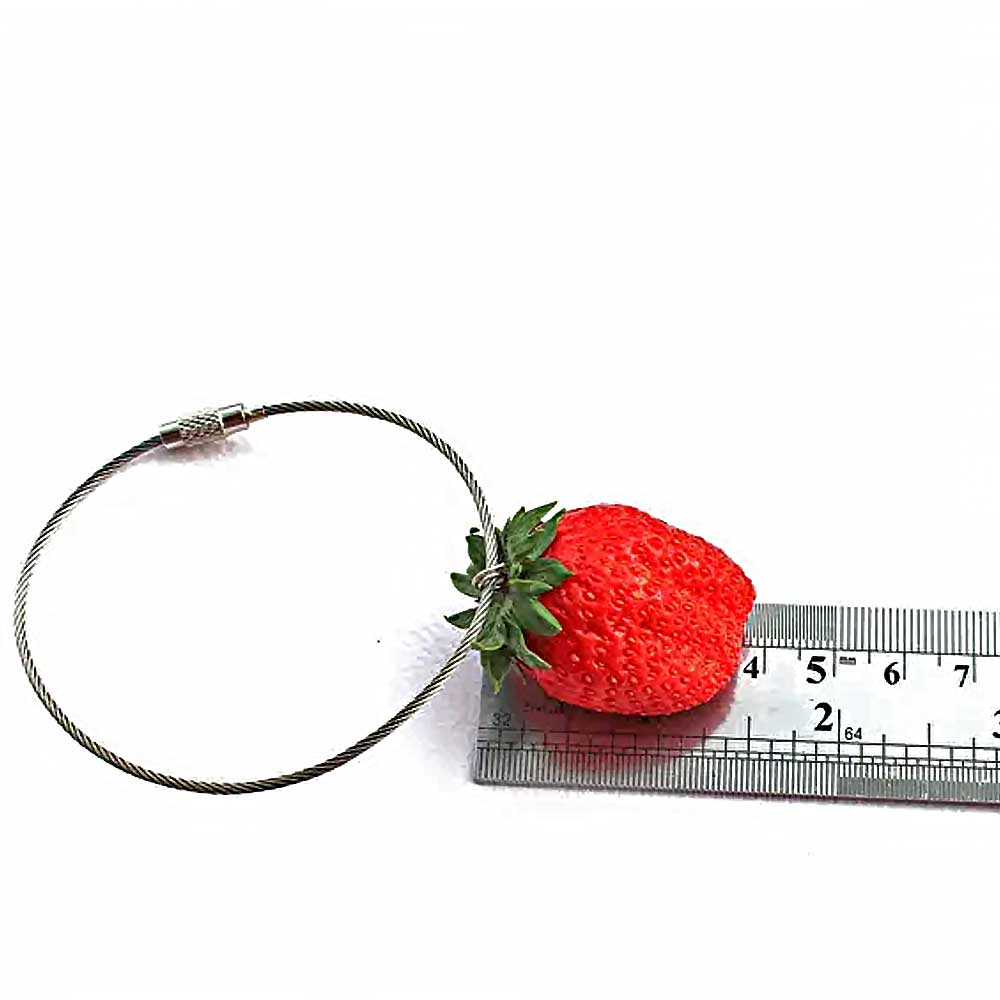 Berry Charm: Strawberry Keychain Polymer Clay.