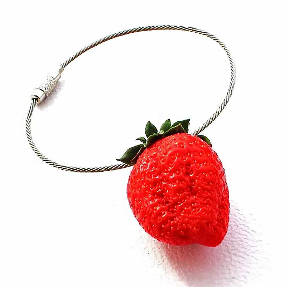 Berry Charm: Strawberry Keychain Polymer Clay.