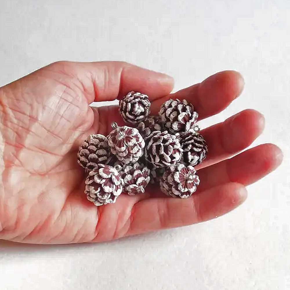 Winter Masterpiece: Pine Cones Beads Polymer Clay.