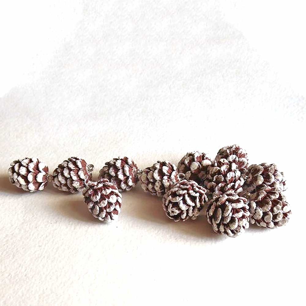 Winter Masterpiece: Pine Cones Beads Polymer Clay.