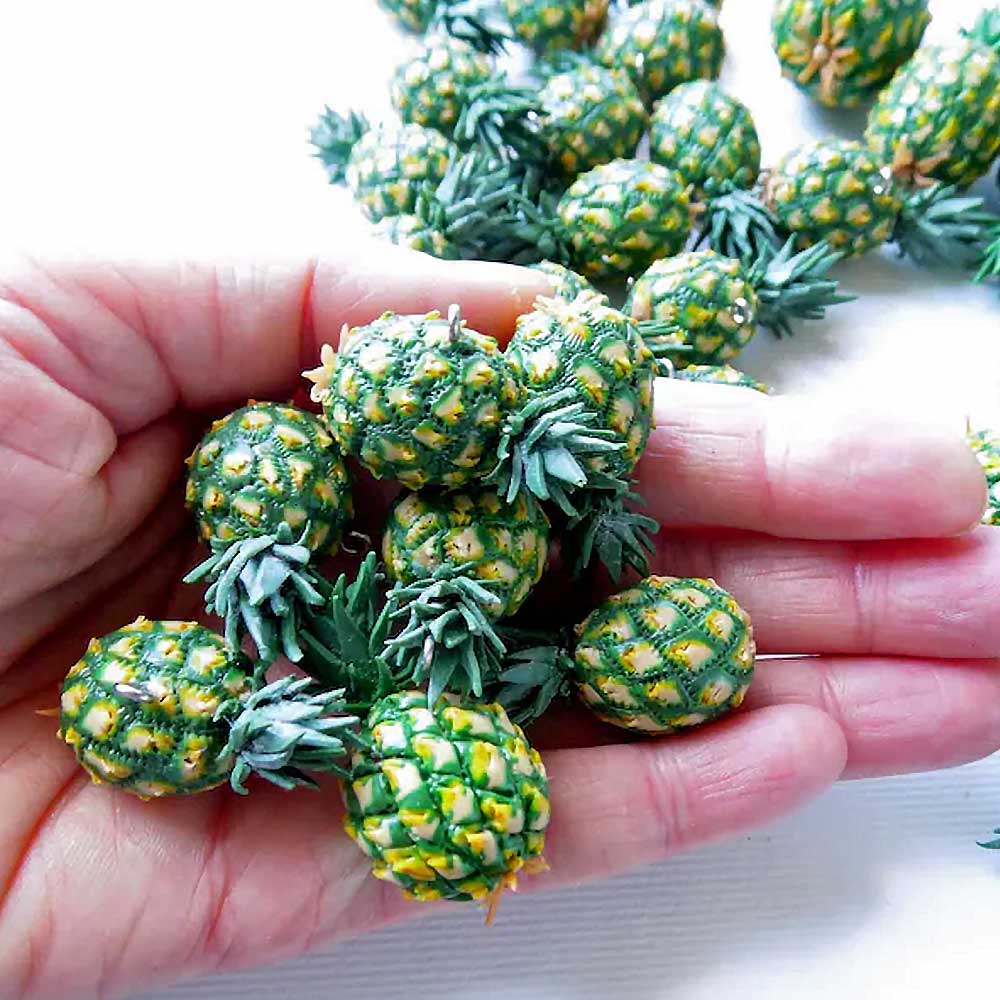 Tropical Boom: Pineapple Beads Polymer Clay.