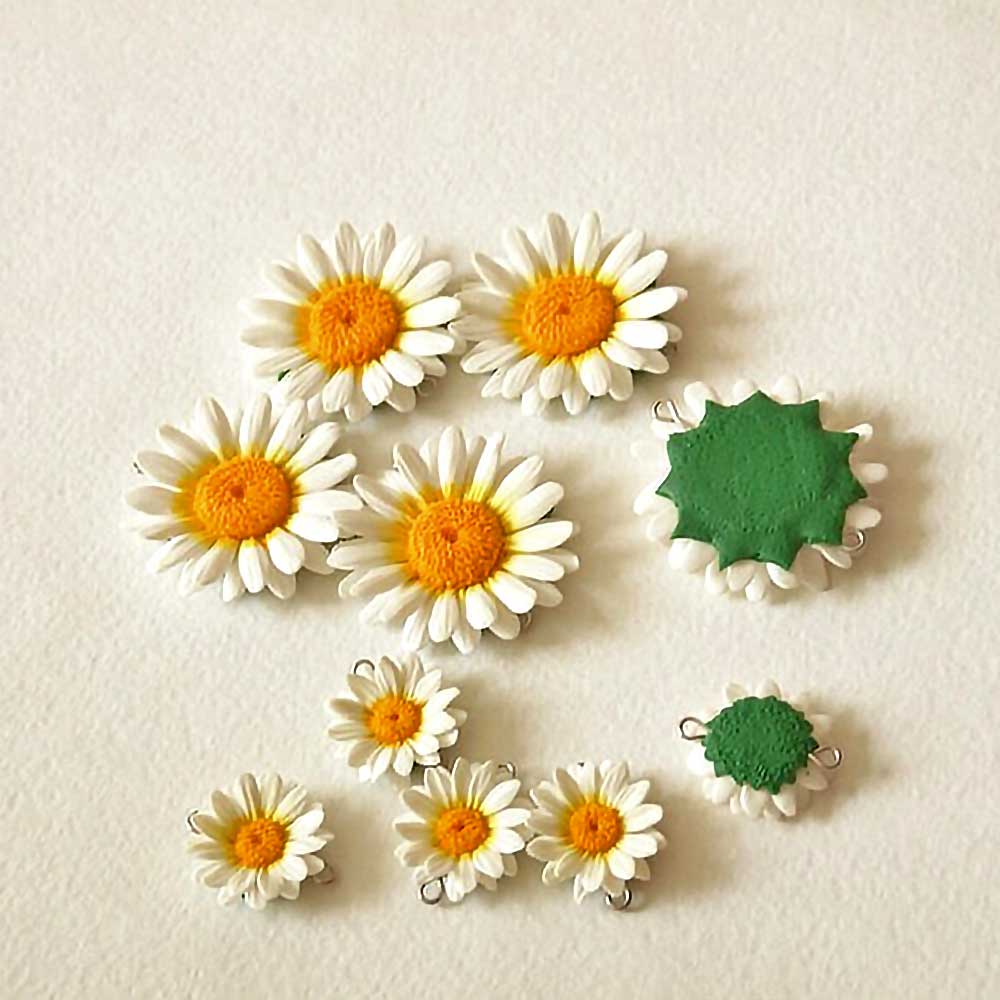 Summer Romance: Daisy Beads Polymer Clay.