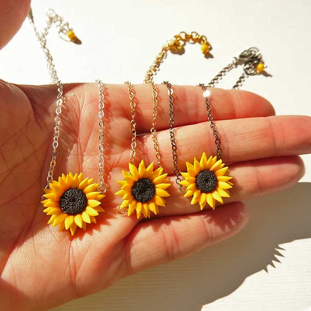 Lucky Rays: Sunflower Choker Polymer Clay.