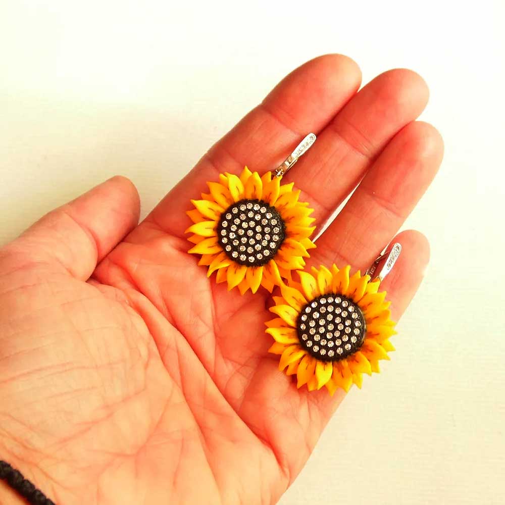 Golden Petals: Sunflower Earrings Polymer Clay.