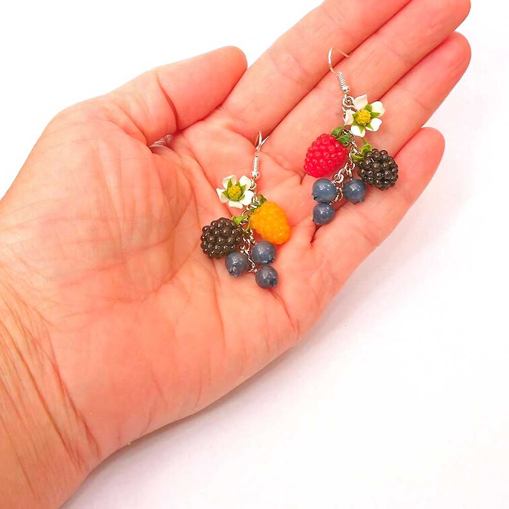 Berry Shake: Bracelet & Earrings Polymer Clay.