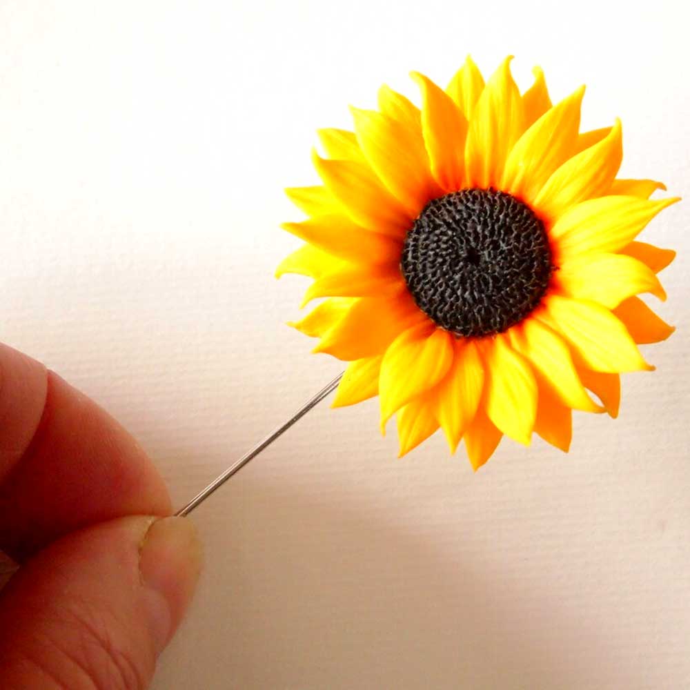 Golden Ray: Sunflower Pin Polymer Clay.