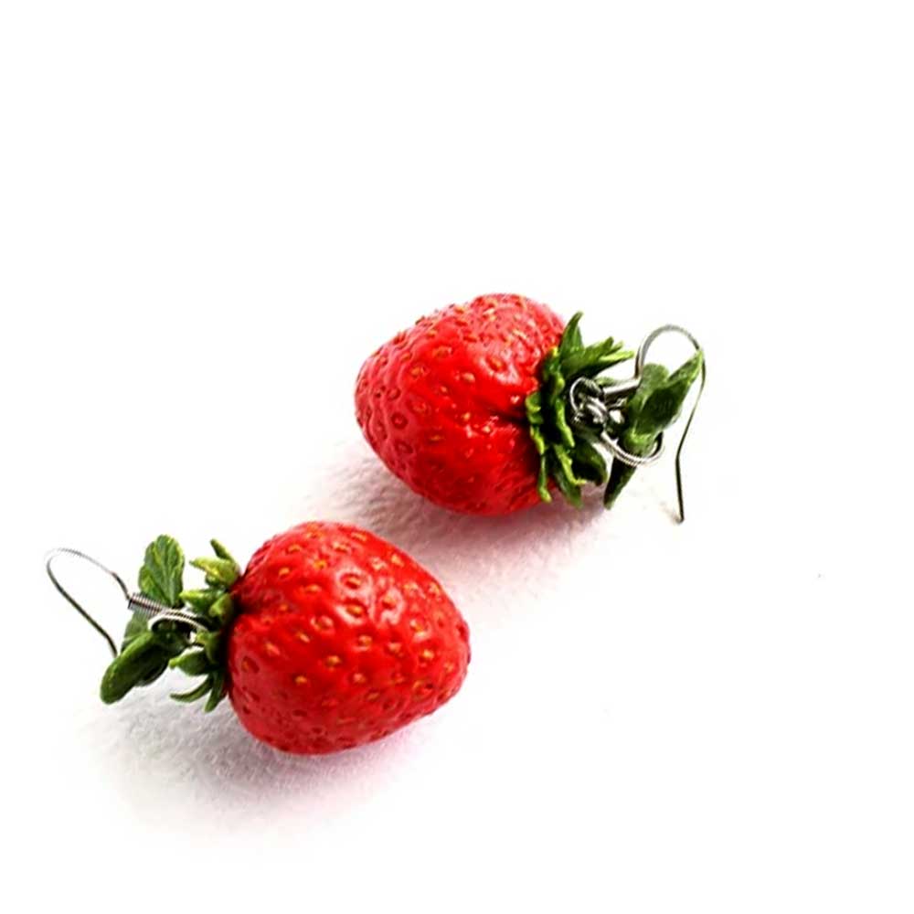 Summer Yummies: Strawberry Earrings Polymer Clay.