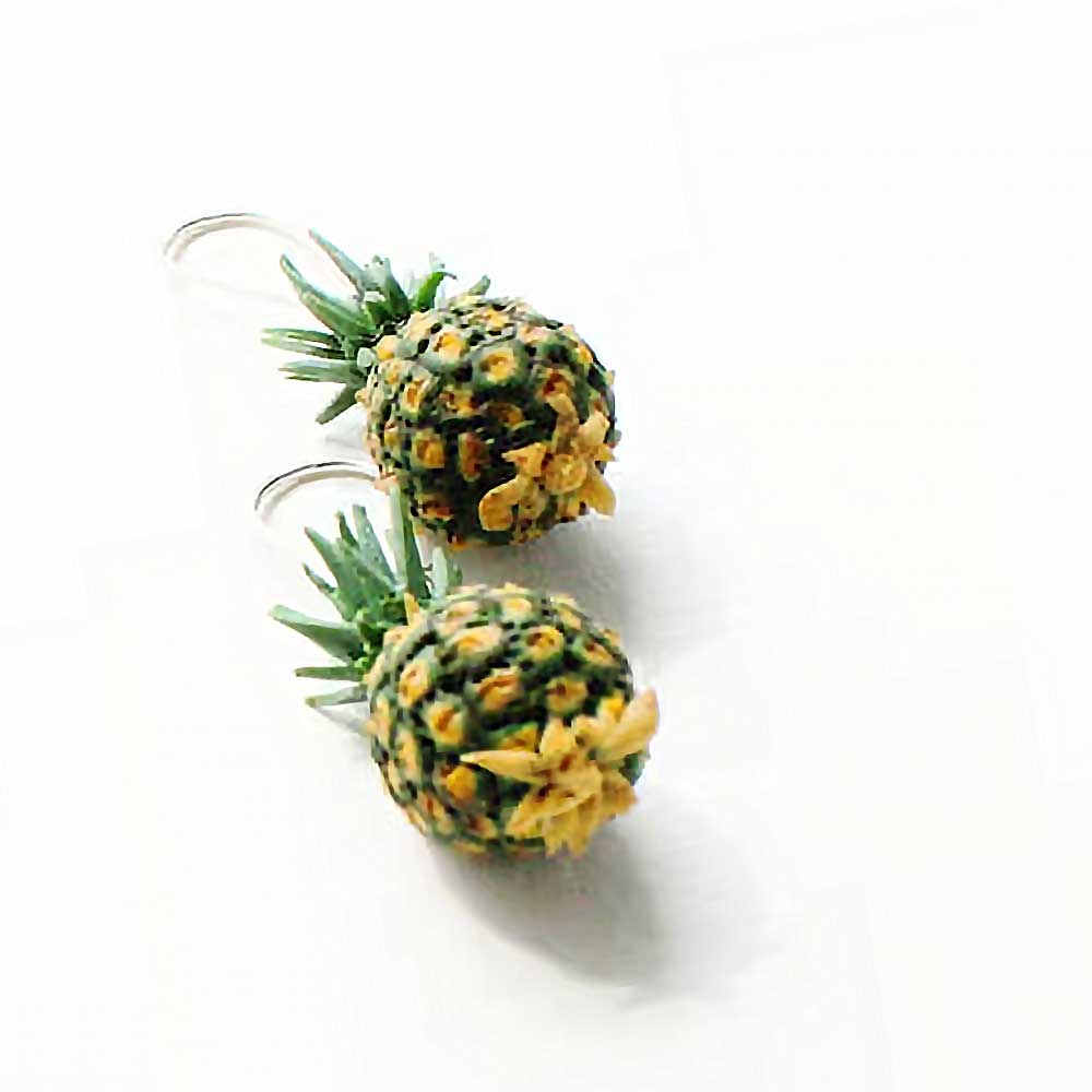 Tropical Chic: Pineapple Earrings Polymer Clay.