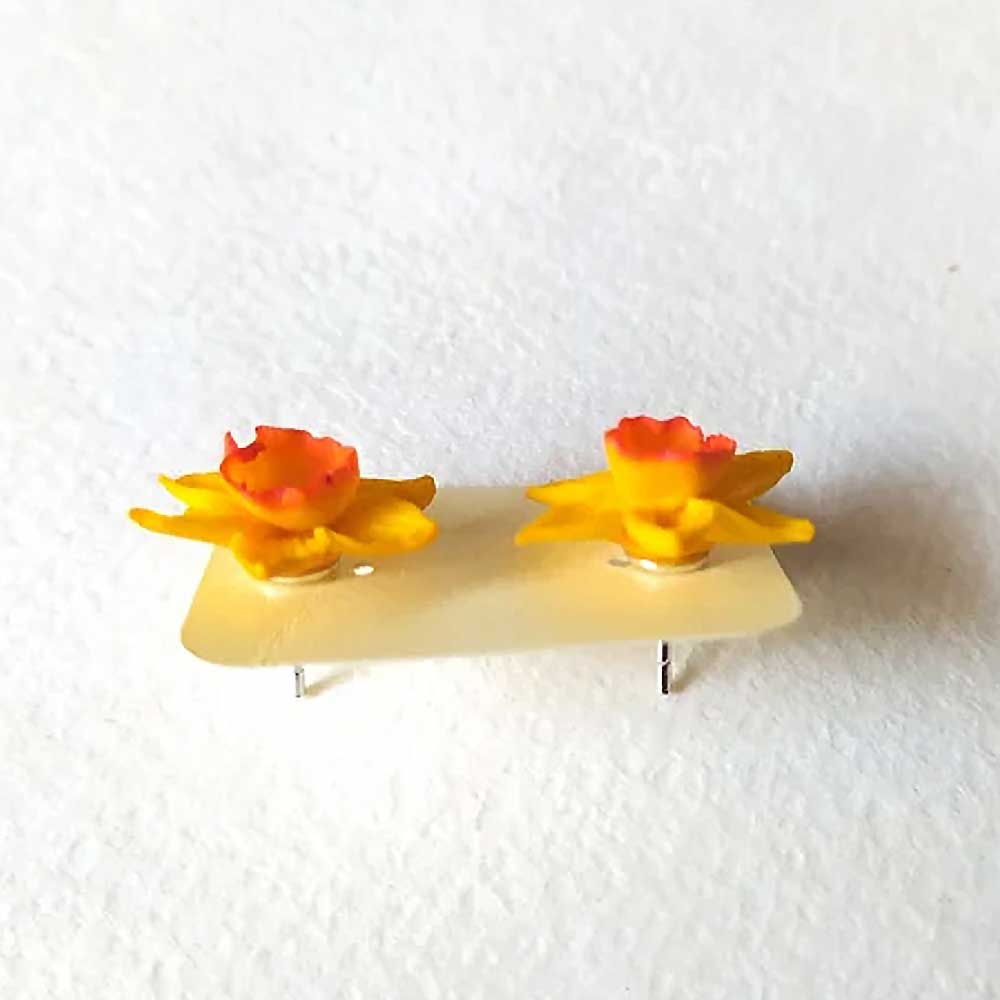 Golden Sparks: Daffodil Earrings Polymer Clay.