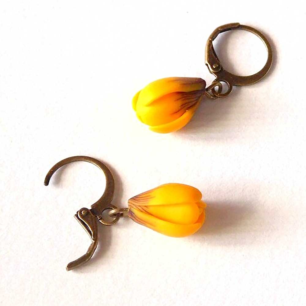 Golden Rays: Crocus Earrings Polymer Clay.