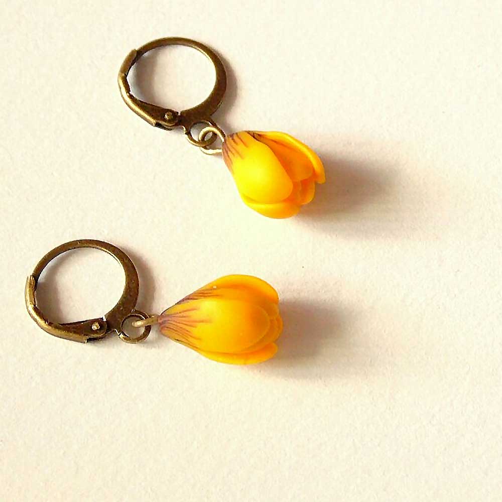 Golden Rays: Crocus Earrings Polymer Clay.