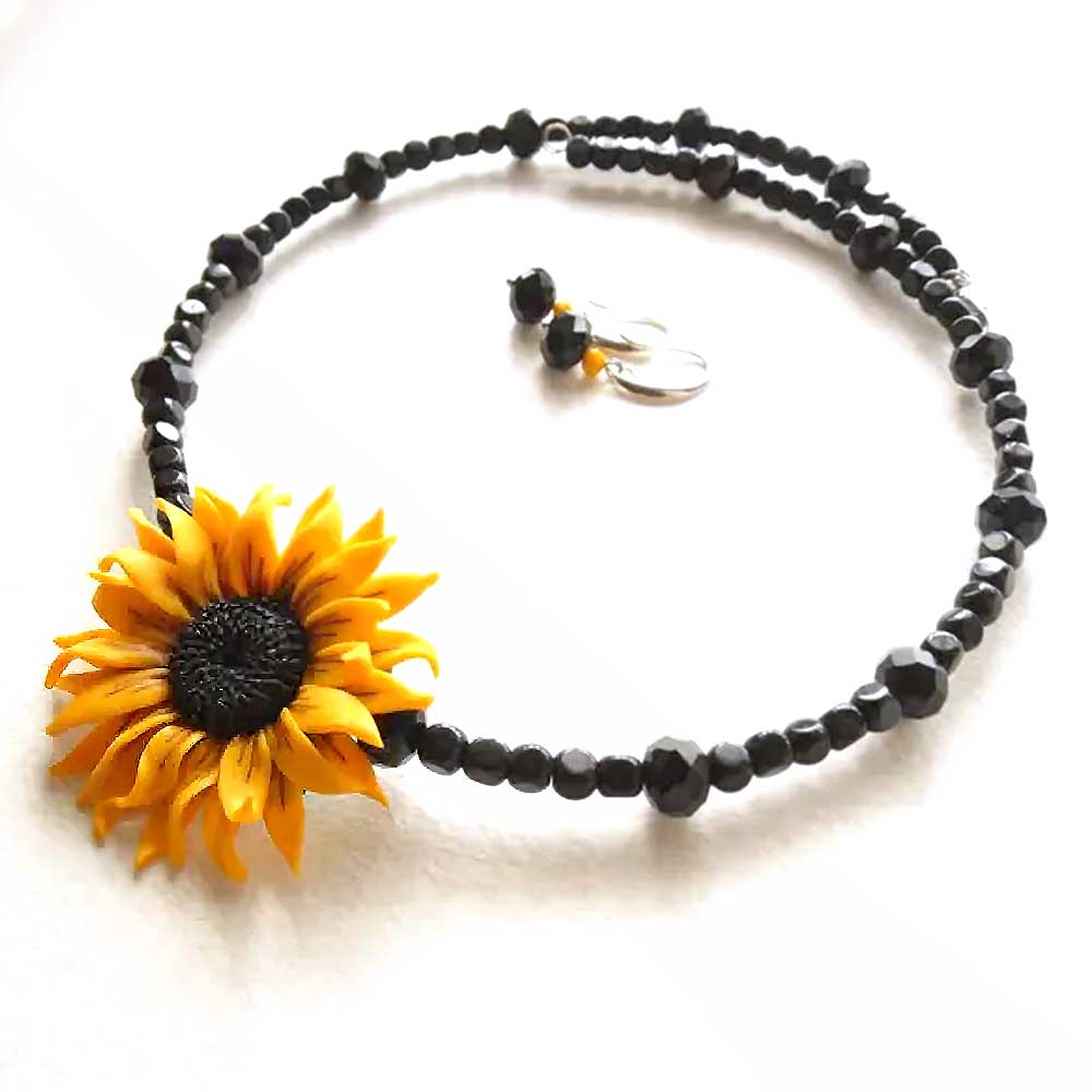 Sun Embrace: Sunflower Necklace Polymer Clay.