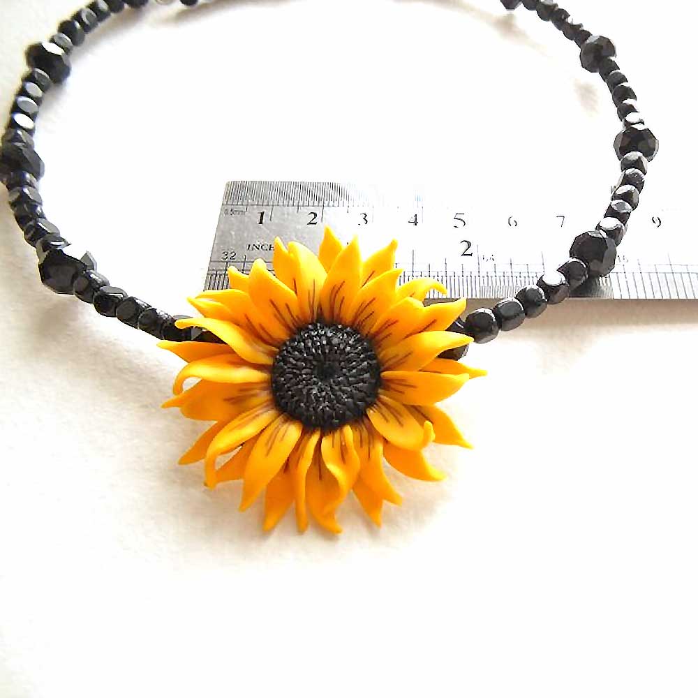 Sun Embrace: Sunflower Necklace Polymer Clay.