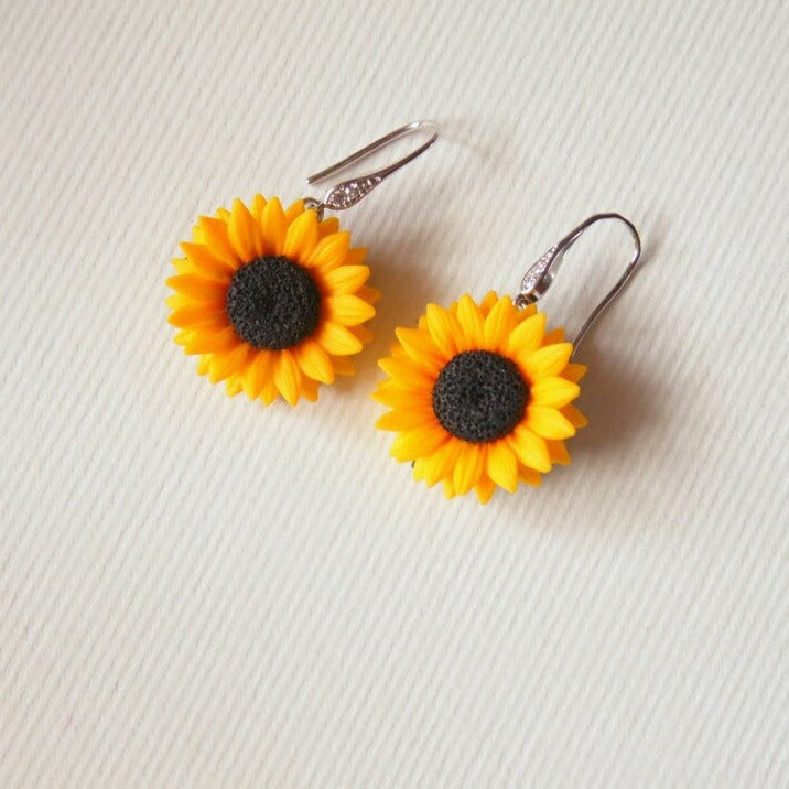 Sunshine Smile: Sunflower Earrings Polymer Clay.