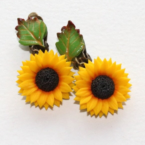 Radiant Flower: Sunflower & Leaf Сlips Polymer Clay.