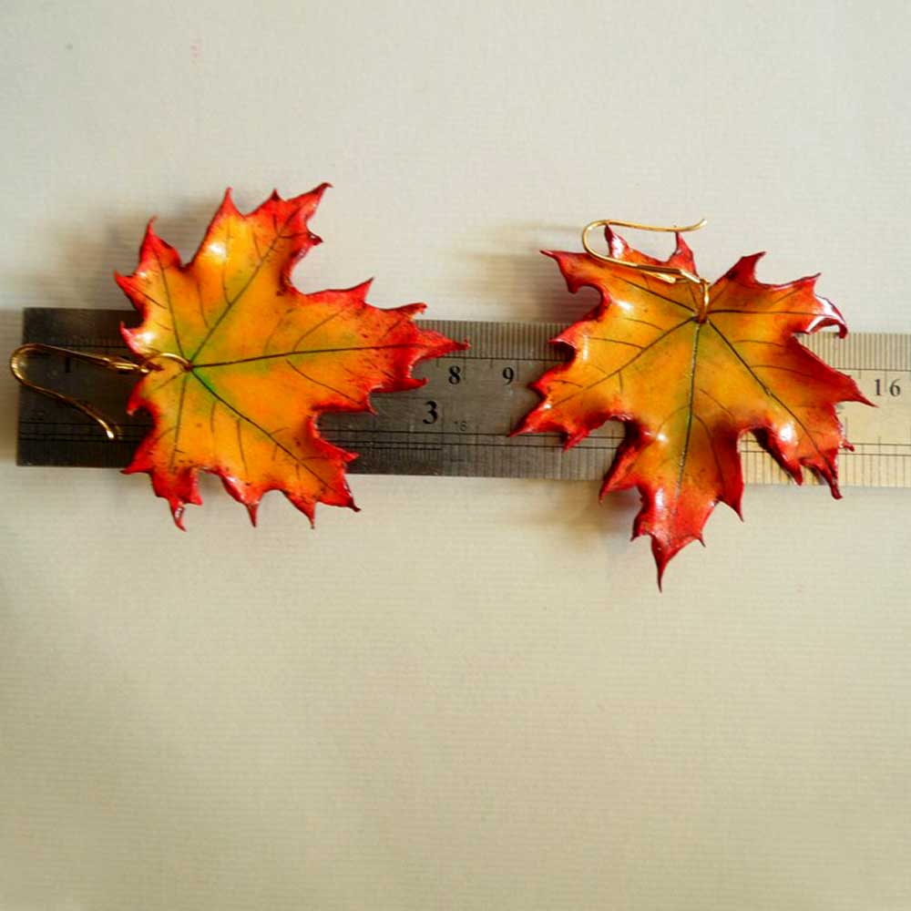 Autumn Mascot: Maple Leaf Earrings Polymer Clay.