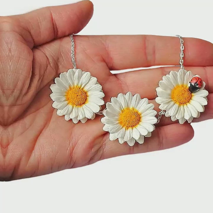 Bouquet Happiness: Necklace Daisy Polymer Clay.