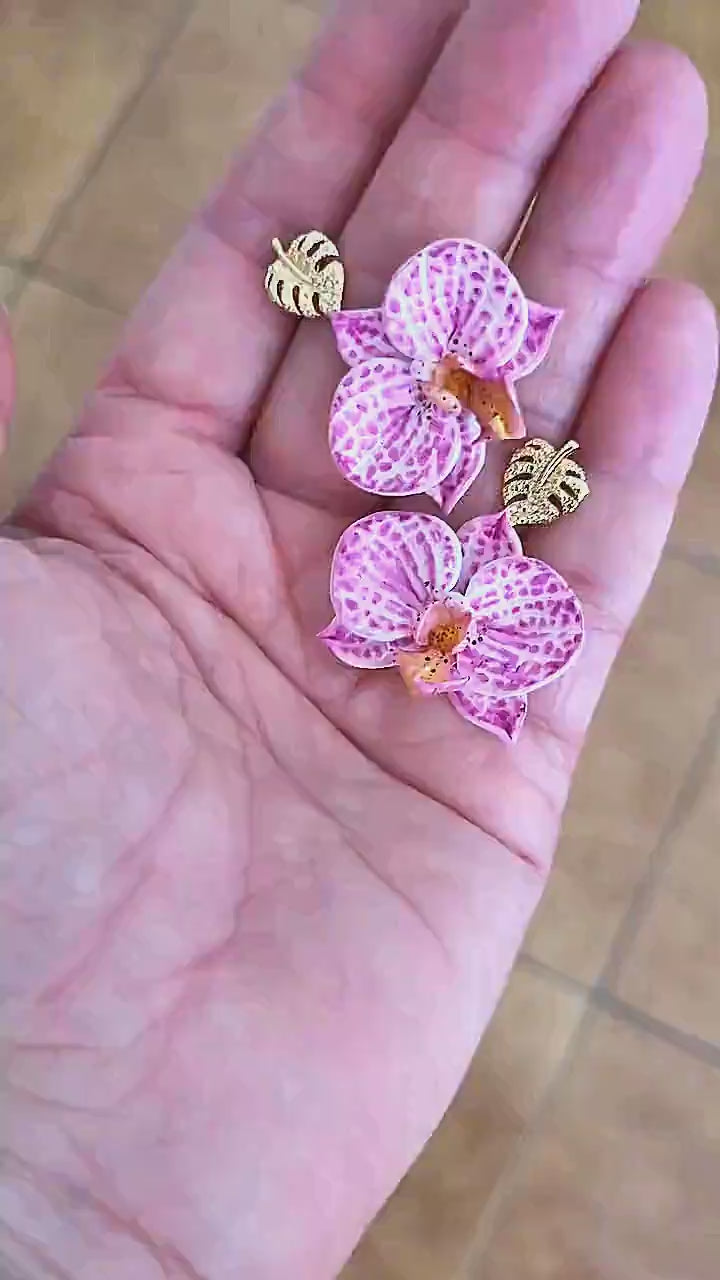 Blossoming Fantasy : Orchid Earrings Polymer Clay.