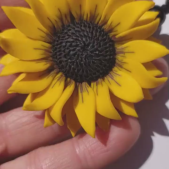 Sun Embrace: Sunflower Necklace Polymer Clay.