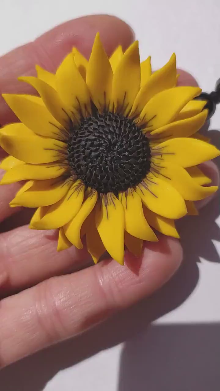 Sun Embrace: Sunflower Necklace Polymer Clay.