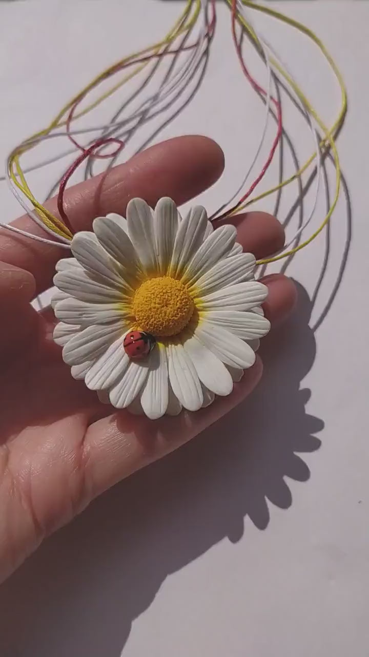 Nature's Duet: Daisy Pendant & Brooch Polymer Clay.