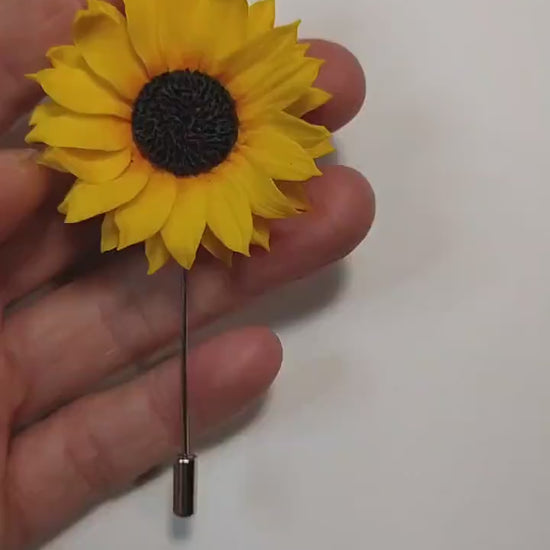 Golden Ray: Sunflower Pin Polymer Clay.