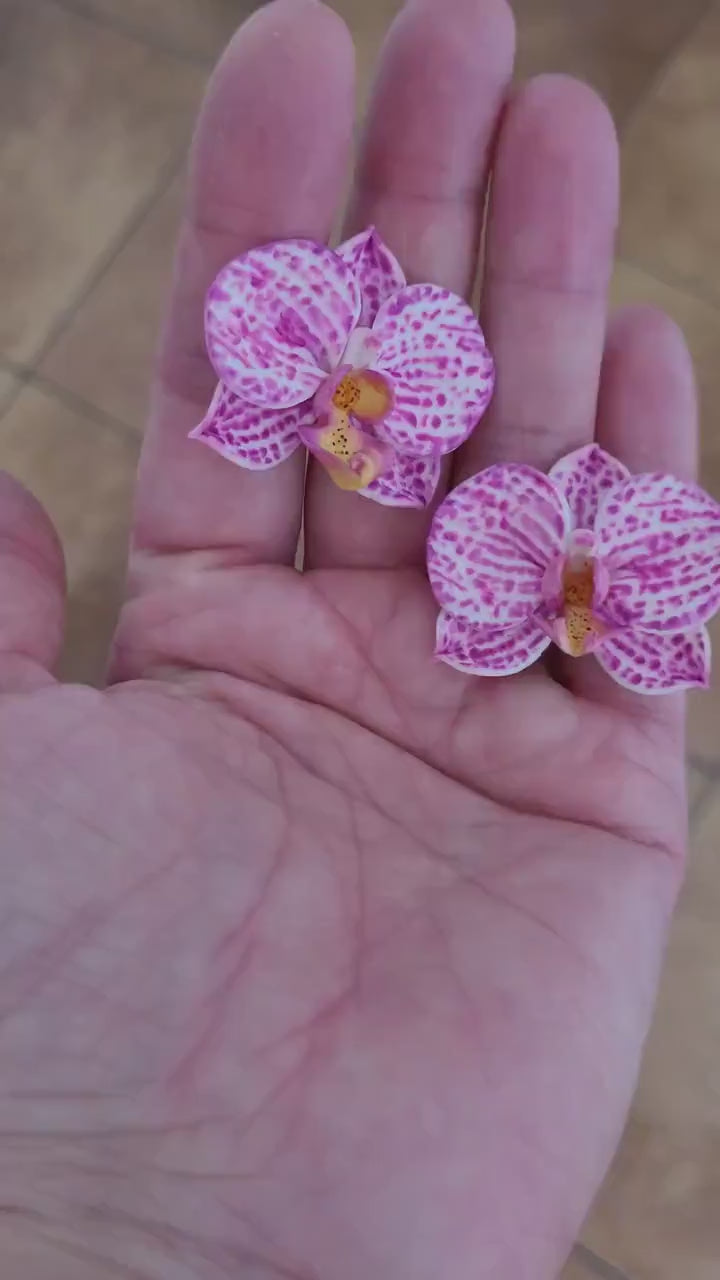 Silk Petals: Orchid Earrings Polymer Clay.