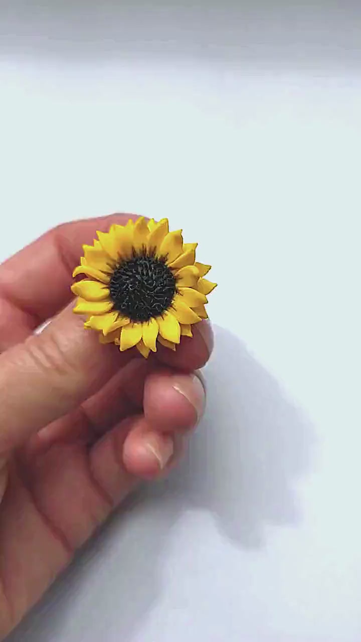 Radiant Bloom: Sunflower Brooch Polymer Clay