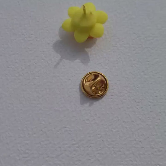 Spring's Promises: Daffodil Pin Polymer Clay.