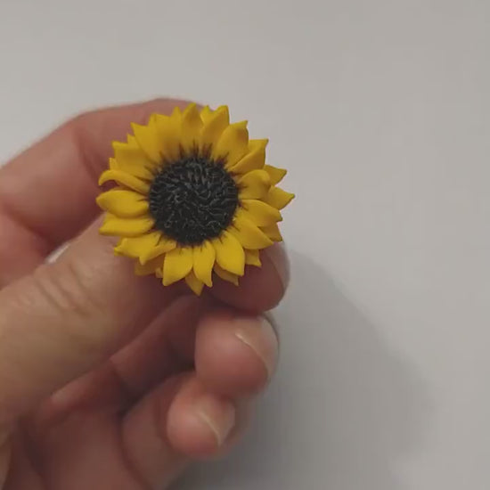 Rays of Inspiration : Sunflower Pin Polymer Clay.