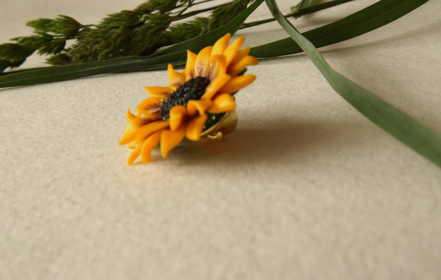 Radiant Bloom: Sunflower Brooch Polymer Clay