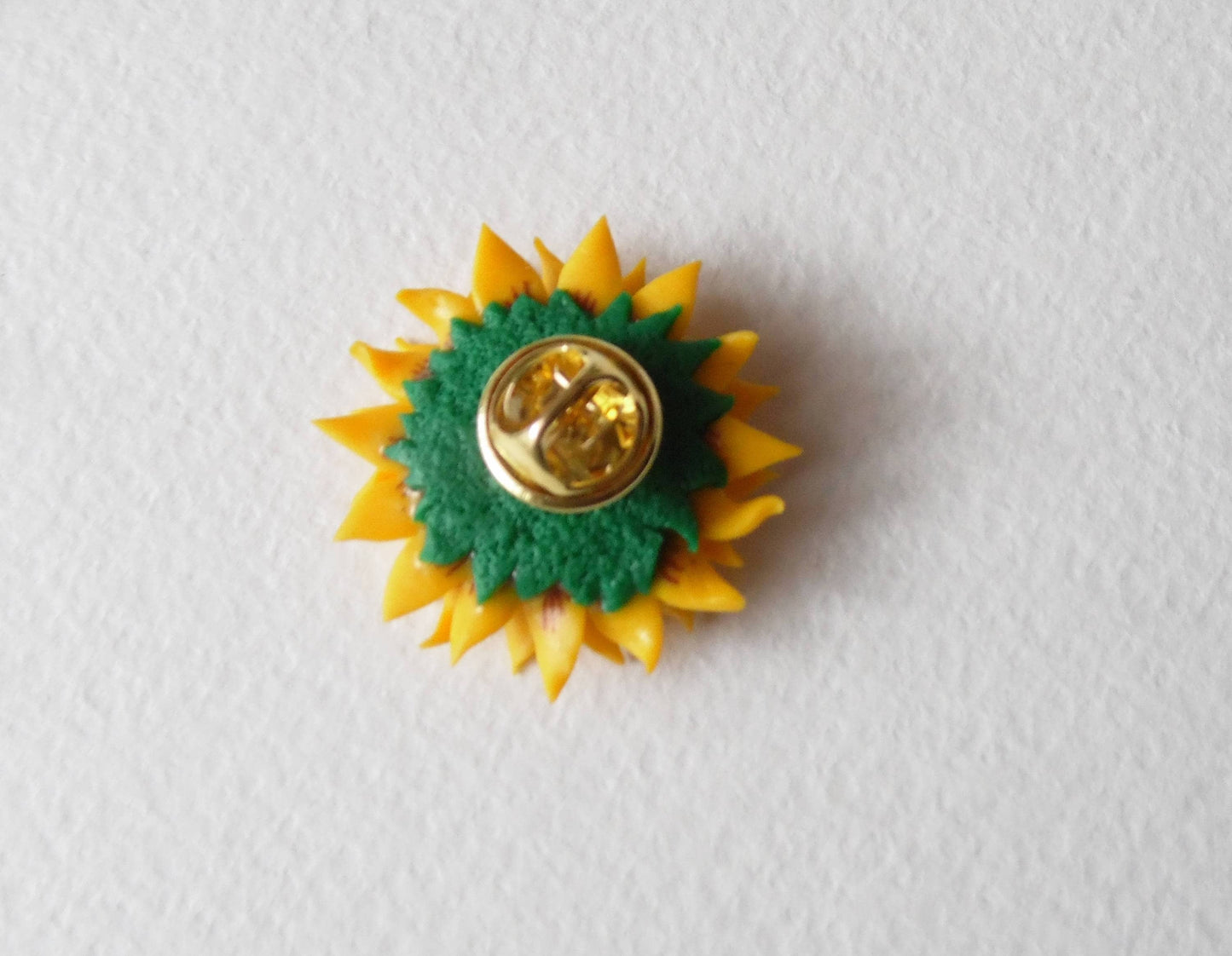 Radiant Bloom: Sunflower Brooch Polymer Clay