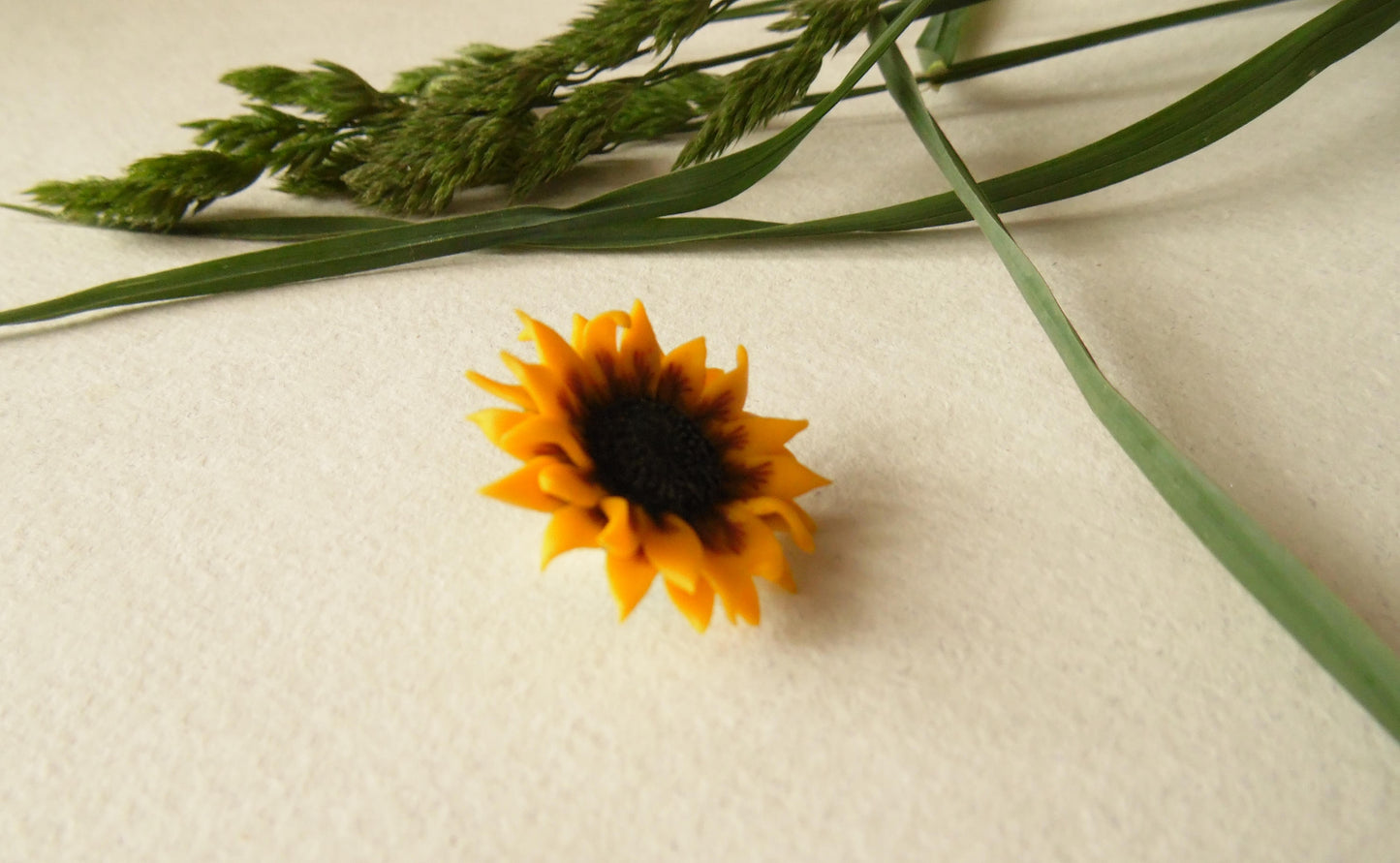 Radiant Bloom: Sunflower Brooch Polymer Clay