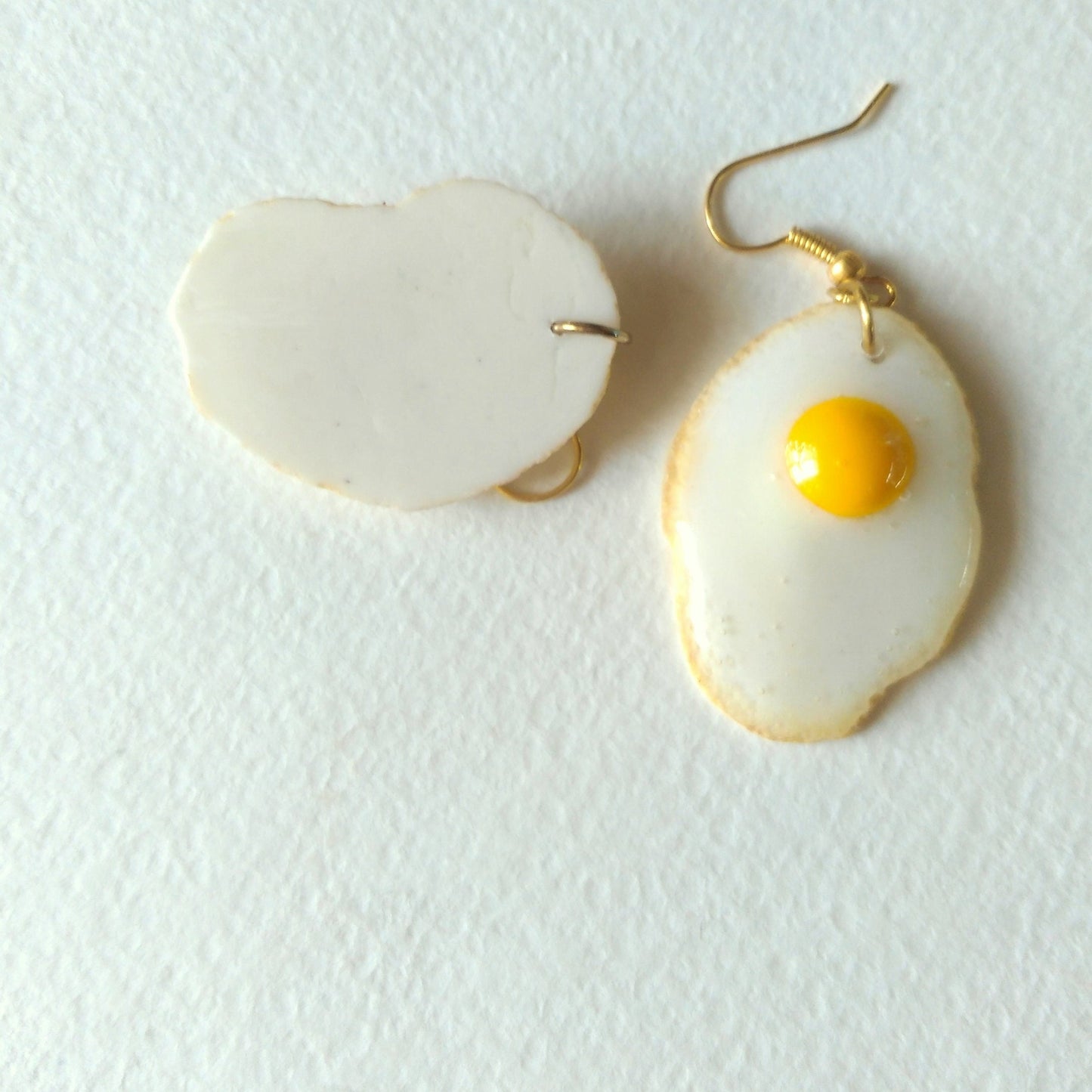 Playful Goodies: Fried Eggs Earrings Polymer Clay.