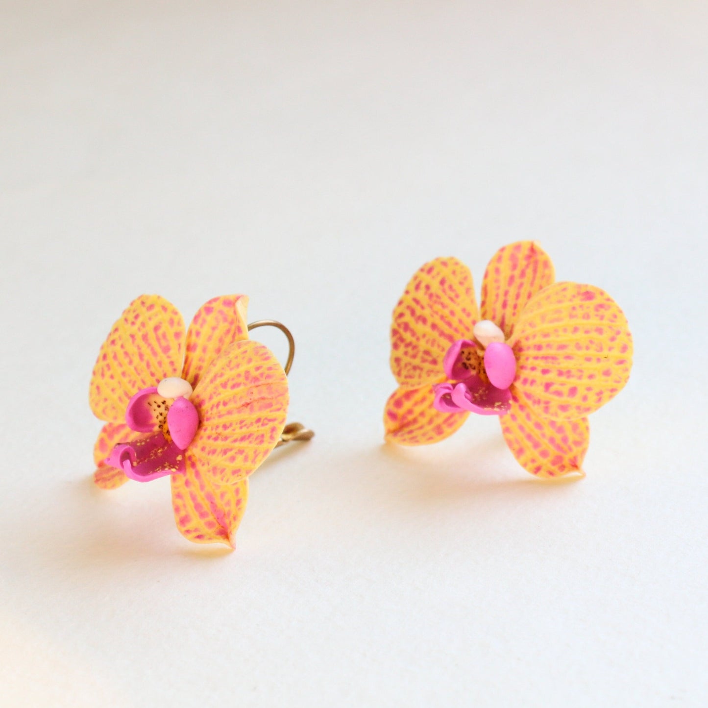 Flower Queen: Orchid Earrings Polymer Clay.